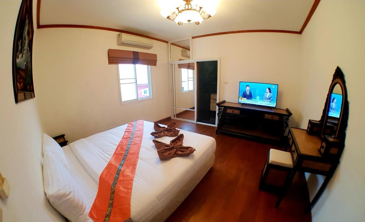 Joopland Luxury Pool Villa Pattaya Walking Street 6 Bedrooms Exterior photo